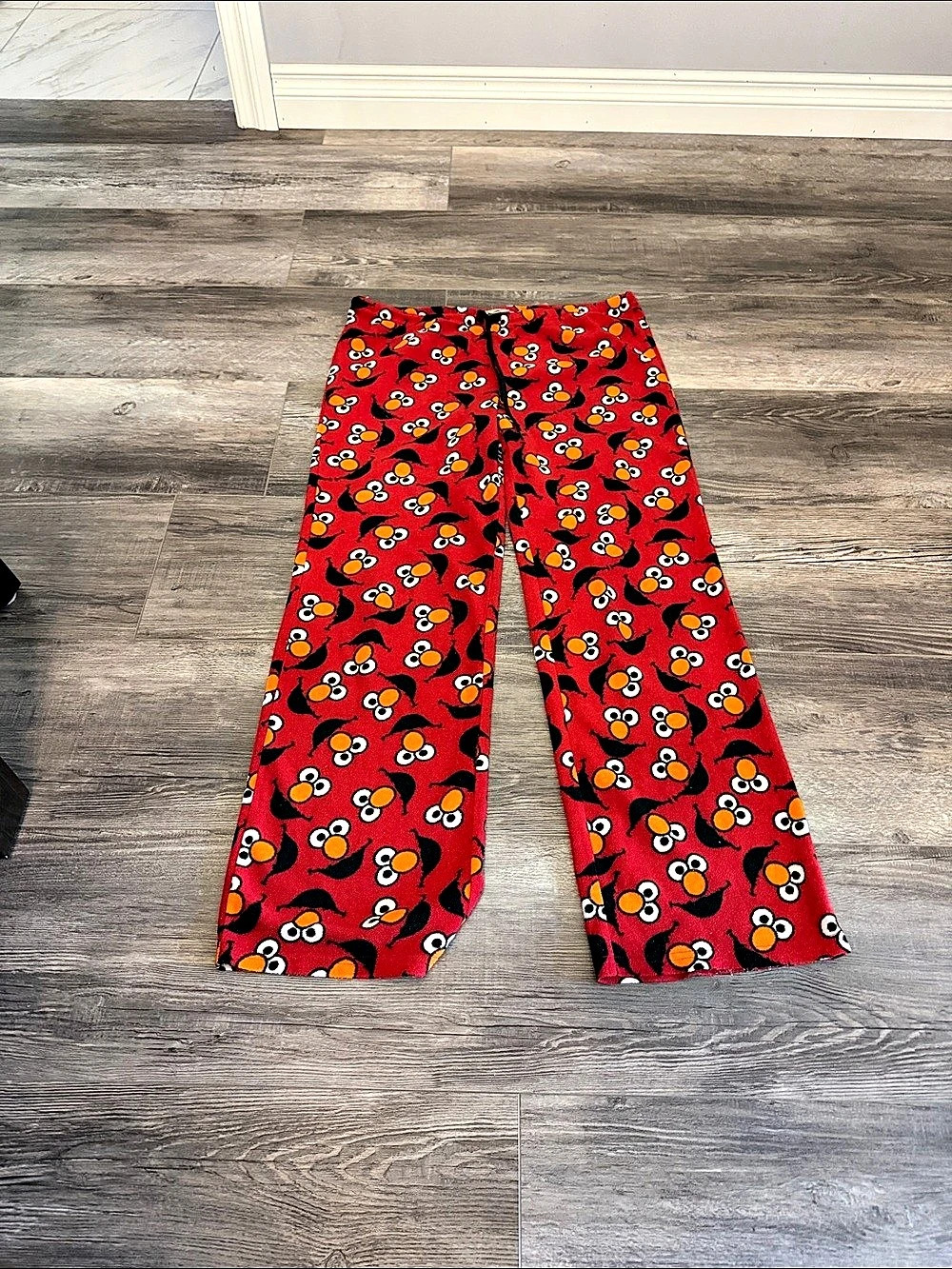 Sesame Street Elmo Face Fleece Pajama Pants Red & Black Medium